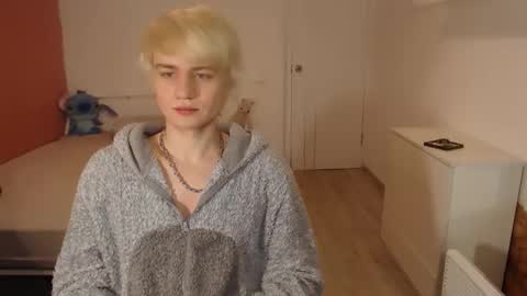 Oliver online show from December 19, 2025, 1:45 am