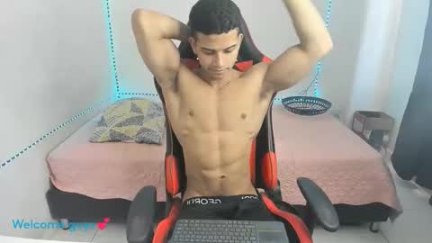 Snapshot of oliver_thompsson chatting on December 20, 2025, 3:08 pm oliver thompsson online show from December 20, 2025, 3:08 pm