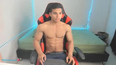 Snapshot of oliver_thompsson chatting on February 9, 2026, 12:58 am oliver thompsson online show from February 9, 2026, 12:58 am