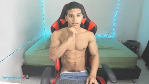 Snapshot of oliver_thompsson chatting on February 16, 2026, 11:56 pm oliver thompsson online show from February 16, 2026, 11:56 pm