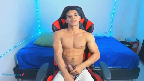 Snapshot of oliver_thompsson chatting on July 12, 2026, 8:55 pm oliver thompsson online show from July 12, 2026, 8:55 pm
