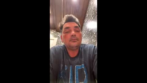 oliverclothesoff1211 online show from February 21, 2026, 9:21 am