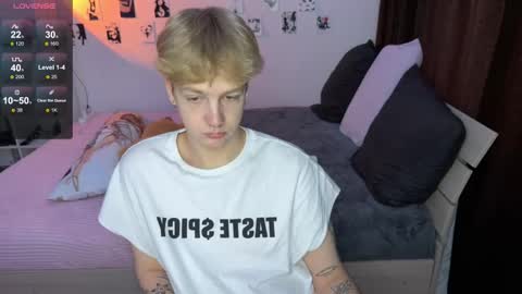 oliver online show from September 18, 2025, 11:56 am