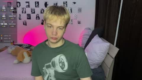 oliver online show from December 2, 2025, 4:40 am