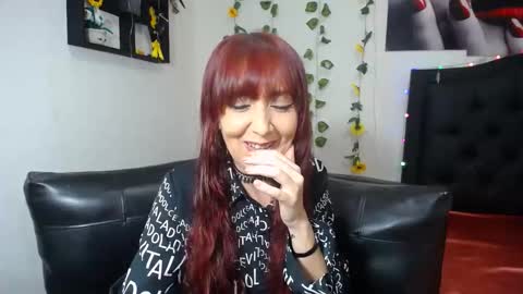 Snapshot of olivia_02 chatting on January 20, 2025, 10:26 pm OLIVIA online show from January 20, 2025, 10:26 pm