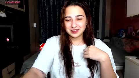 Snapshot of olivia_defo chatting on November 4, 2025, 7:02 pm olivia_defo online show from November 4, 2025, 7:02 pm