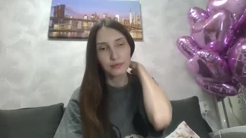Snapshot of olivia_dream1 chatting on February 15, 2025, 10:31 pm Olivia online show from February 15, 2025, 10:31 pm