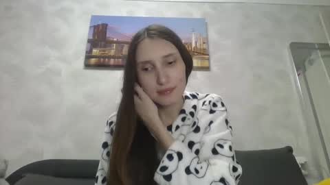 Snapshot of olivia_dream1 chatting on October 5, 2025, 8:40 pm Olivia online show from October 5, 2025, 8:40 pm