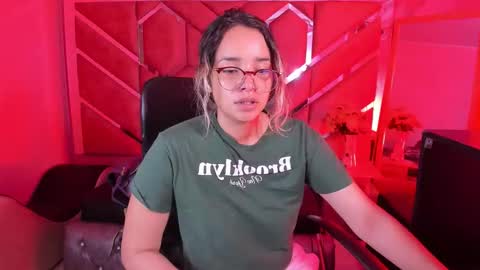  OLIVIA  online show from February 8, 2026, 3:54 am