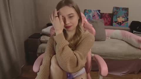 Snapshot of olivia_grr chatting on October 12, 2025, 2:38 pm Olivia online show from October 12, 2025, 2:38 pm