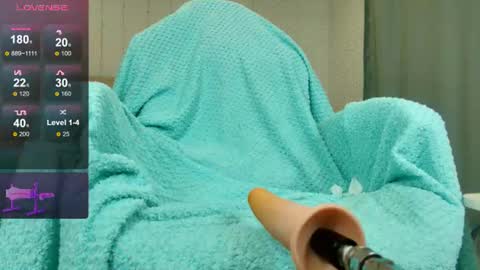 Olivia Hi guys Follow me  online show from July 1, 2026, 12:23 am