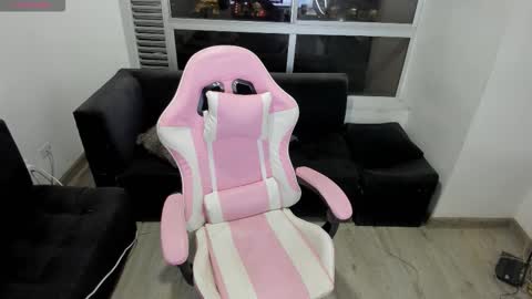 Snapshot of olivia_martine chatting on January 15, 2026, 3:33 am olivia_martine online show from January 15, 2026, 3:33 am