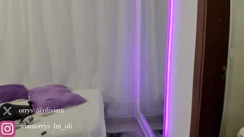 Snapshot of olivia_morryss chatting on December 16, 2025, 11:32 pm IG Im Oliviamorrys X OliviaMorrys online show from December 16, 2025, 11:32 pm