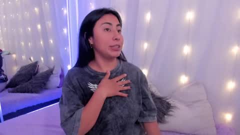 Snapshot of olivia_morryss chatting on May 21, 2026, 1:23 am IG Im Oliviamorrys X OliviaMorrys online show from May 21, 2026, 1:23 am