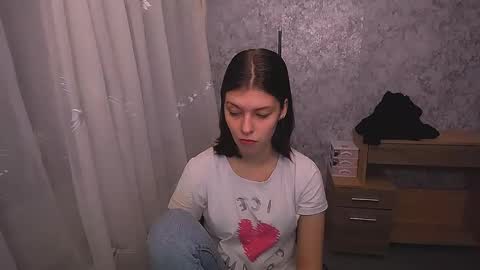 Olivia online show from January 4, 2025, 4:22 pm