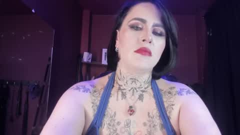  online show from February 26, 2025, 2:14 pm