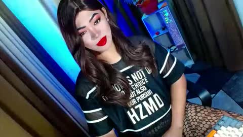 Miss OLIVIA online show from October 28, 2025, 3:36 pm