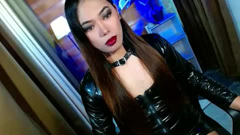 Miss OLIVIA online show from March 22, 2026, 8:51 am
