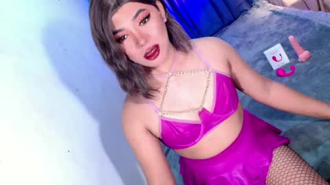 Snapshot of olivia_the_temptress27 chatting on June 21, 2026, 1:41 am Miss OLIVIA online show from June 21, 2026, 1:41 am