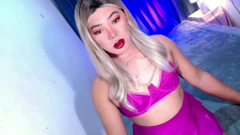 Snapshot of olivia_the_temptress27 chatting on July 2, 2026, 2:11 am Miss OLIVIA online show from July 2, 2026, 2:11 am