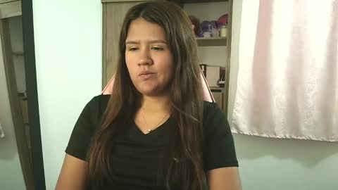 Olivia online show from October 10, 2025, 12:37 pm