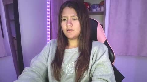 Olivia online show from October 12, 2025, 12:42 am