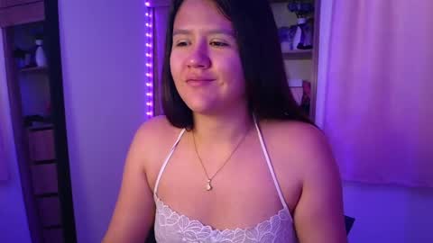 Snapshot of olivia_watson_ chatting on May 3, 2026, 12:22 pm Olivia online show from May 3, 2026, 12:22 pm