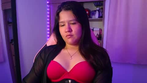 Snapshot of olivia_watson_ chatting on May 10, 2026, 12:32 pm Olivia online show from May 10, 2026, 12:32 pm