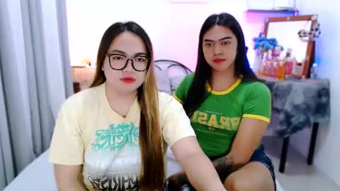 Snapshot of olivia_xxo chatting on July 8, 2026, 9:25 am olivia_xxo online show from July 8, 2026, 9:25 am