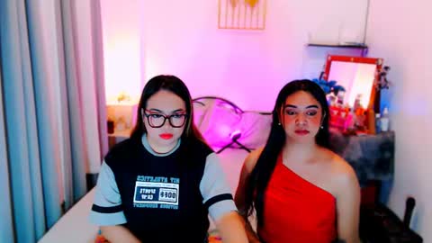 Snapshot of olivia_xxo chatting on July 21, 2026, 11:45 am olivia_xxo online show from July 21, 2026, 11:45 am