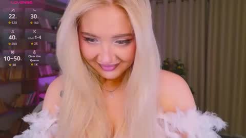 Snapshot of oliviabr0wn chatting on July 8, 2026, 10:20 am Olivia online show from July 8, 2026, 10:20 am