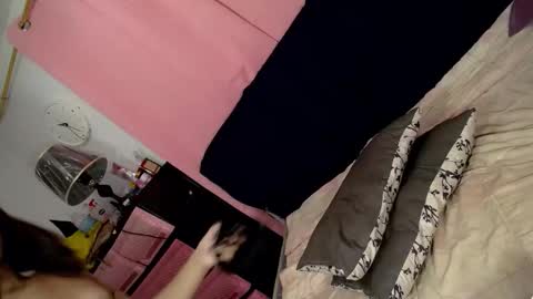 Snapshot of oliviacummer_69 chatting on December 5, 2025, 9:00 pm OLIVIA online show from December 5, 2025, 9:00 pm