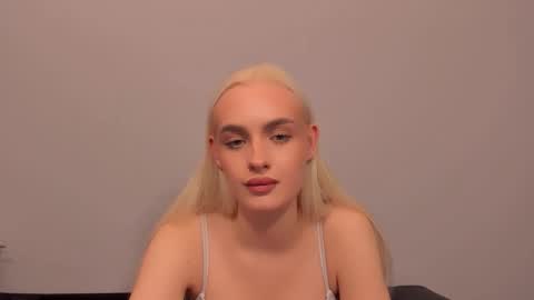 oliviaBeauty online show from March 7, 2026, 5:21 pm