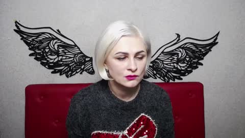 Snapshot of oliviahorst chatting on February 9, 2025, 6:33 am OliviaHorst online show from February 9, 2025, 6:33 am