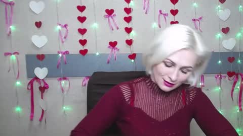 Snapshot of oliviahorst chatting on February 12, 2025, 12:12 pm OliviaHorst online show from February 12, 2025, 12:12 pm