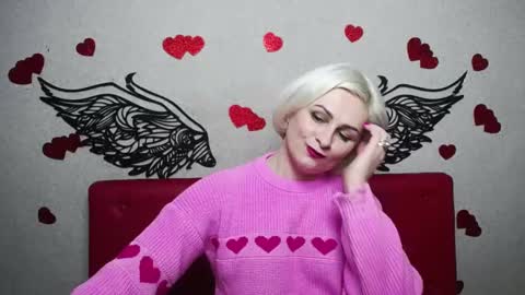 Snapshot of oliviahorst chatting on February 19, 2025, 12:33 pm OliviaHorst online show from February 19, 2025, 12:33 pm