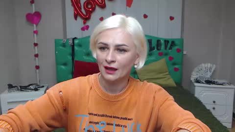 Snapshot of oliviahorst chatting on September 18, 2025, 5:09 am OliviaHorst online show from September 18, 2025, 5:09 am