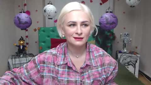 Snapshot of oliviahorst chatting on October 25, 2025, 5:19 pm OliviaHorst online show from October 25, 2025, 5:19 pm