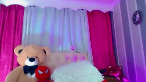 oliviahot01 online show from March 28, 2026, 3:17 am
