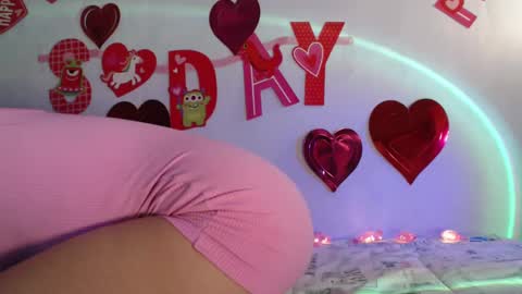 oliviajohnson20 online show from February 16, 2025, 12:52 am