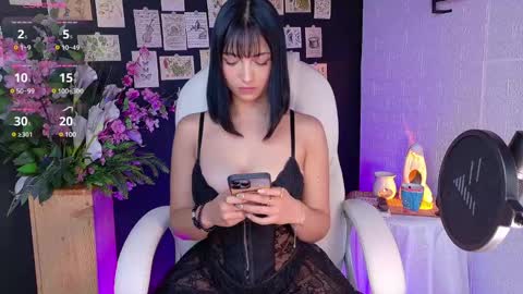 Snapshot of oliviamcneill chatting on January 23, 2025, 12:30 pm Olivia Mcneill online show from January 23, 2025, 12:30 pm