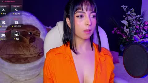 Snapshot of oliviamcneill chatting on February 5, 2025, 1:00 pm Olivia Mcneill online show from February 5, 2025, 1:00 pm