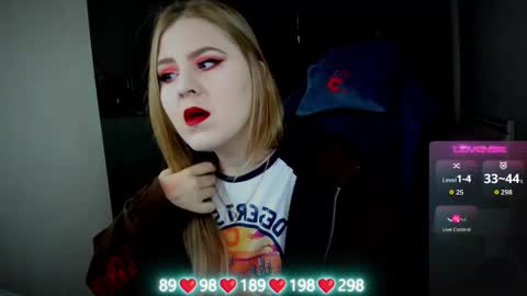 . online show from September 20, 2025, 4:24 am