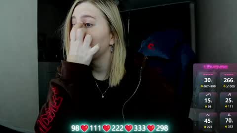 Snapshot of oliviamunk chatting on May 9, 2026, 3:56 am . online show from May 9, 2026, 3:56 am