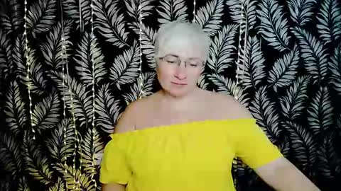 Snapshot of oliviaoskar_ chatting on June 21, 2026, 10:40 am Kelly online show from June 21, 2026, 10:40 am