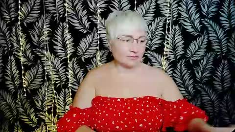 Snapshot of oliviaoskar_ chatting on June 27, 2026, 10:53 am Kelly online show from June 27, 2026, 10:53 am
