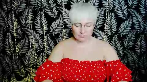 Snapshot of oliviaoskar_ chatting on July 17, 2026, 10:11 am Kelly online show from July 17, 2026, 10:11 am