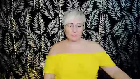 Snapshot of oliviaoskar_ chatting on July 25, 2026, 10:02 am Kelly online show from July 25, 2026, 10:02 am