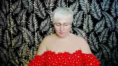 Snapshot of oliviaoskar_ chatting on July 26, 2026, 10:11 am Kelly online show from July 26, 2026, 10:11 am