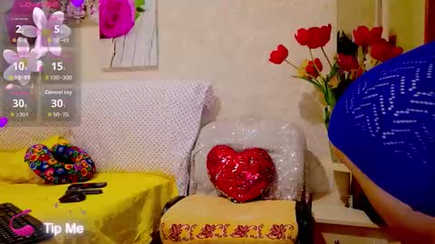 oliviaparadise online show from April 26, 2026, 2:26 pm